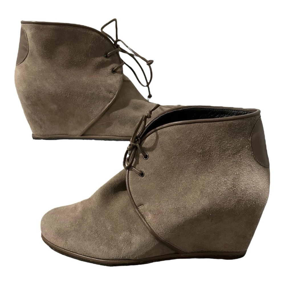 Stuart Weitzman Women's Suede Taupe Kalahari‎ Wedge Ankle Boots Size 10 Lace-Up